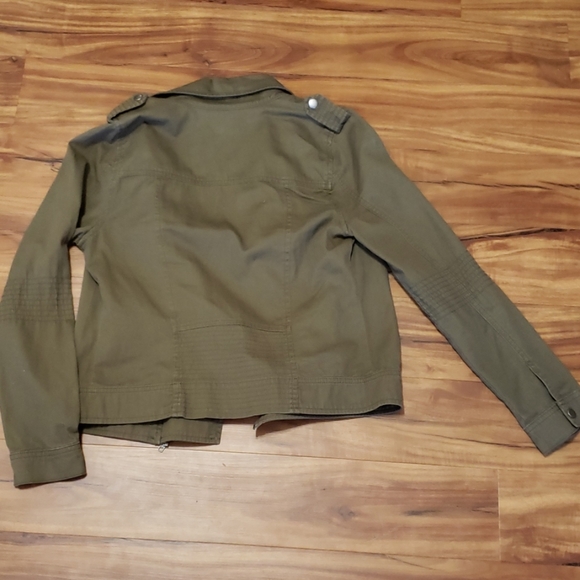 utility Jacket - Picture 2 of 4
